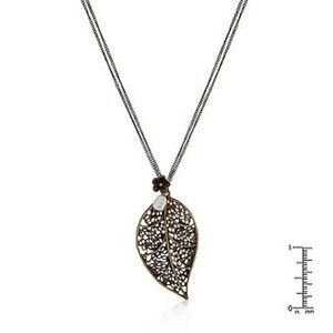 33" Fresh Water Pearl Antique Gold Filigree Leaf Charm Tiny Flower Long Necklace